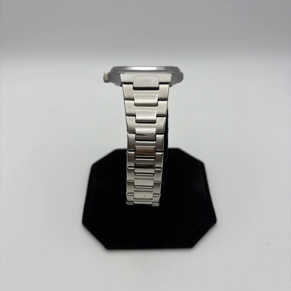 Lucky Fours watch green dial stainless steel , new battery